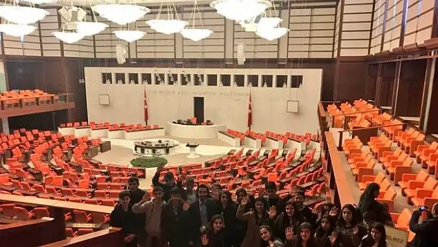 Çukurcalı öğrenciler Ankara'yı gezdi