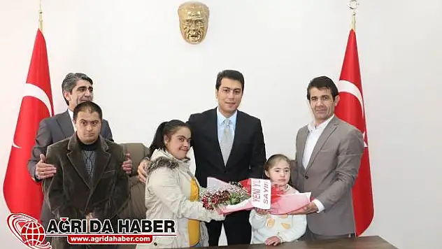 Diyadin Kaymakamı Olgun Öner'e Özel İnsanlardan Özel Ziyaret