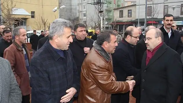 Güroymak'ta 'Sultan Selahattin Eyyubi' saat kulesi açıldı