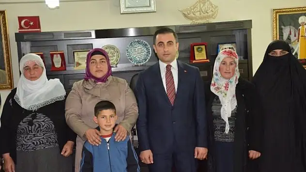 Güroymak'ta yoksul ailelere ev