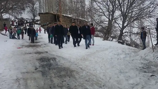 Kaymakam Özcan'dan mahalle ziyareti