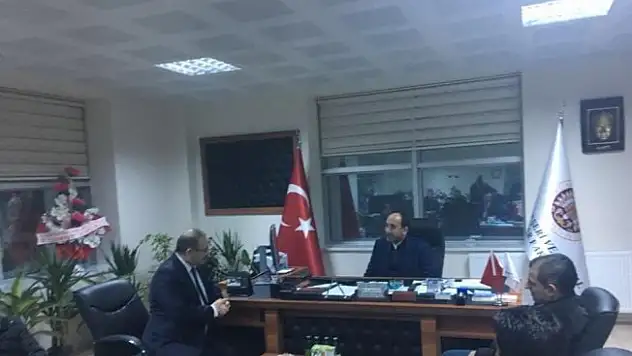 Milletvekili Deligöz Narman, Oltu ve Şenkaya'yı ziyaret etti