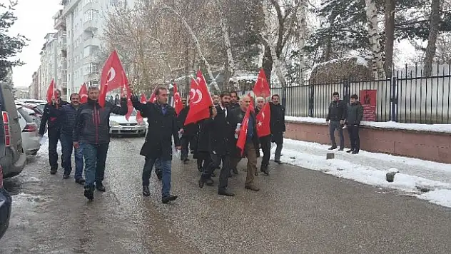 Muhtarlar Afrin için askerlik şubesine akın etti