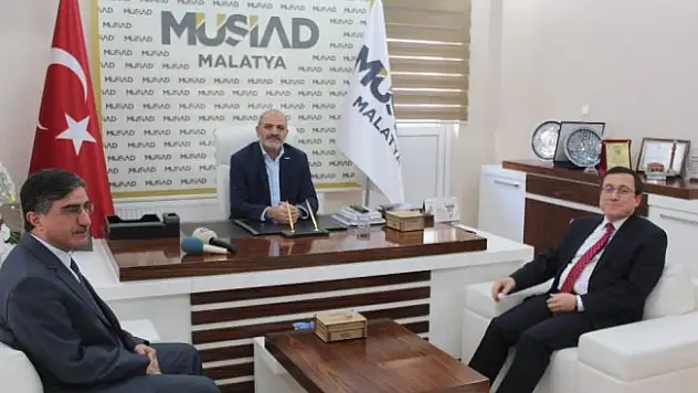 Rektör Kızılay'dan MÜSİAD 'a ziyaret