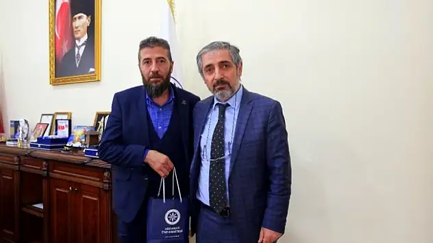 Rektör Prof.Dr. Biber, 15 Temmuz şehidi Tekin ailesini ağırladı