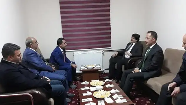 Rektör Yardım'dan öğrenci kampına ziyaret