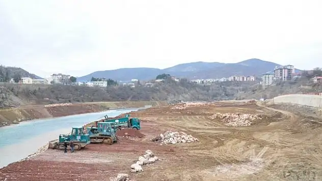 Tunceli'de Mameki Köprüsü ve Mavi Köprü Kıyı Düzenleme projesi