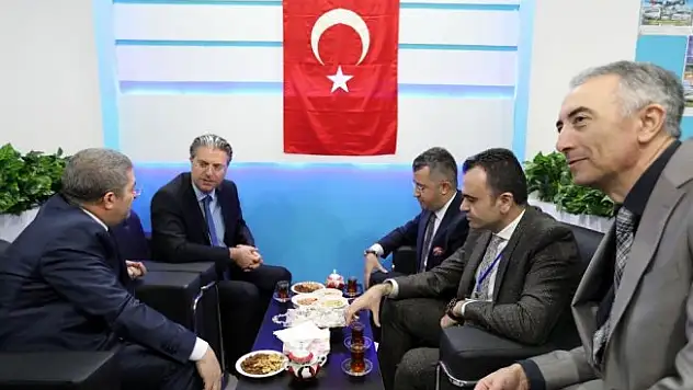 Van, Tahran'da ilk kez tanıtılıyor