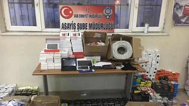 12 hırsızlık olayının zanlıları tutuklandı