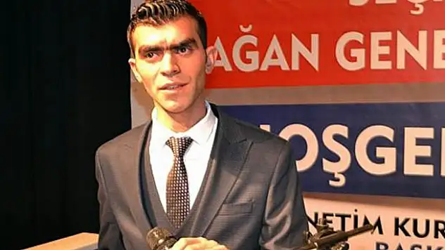27 yaşında oda başkanı Erzurum'da seçildi