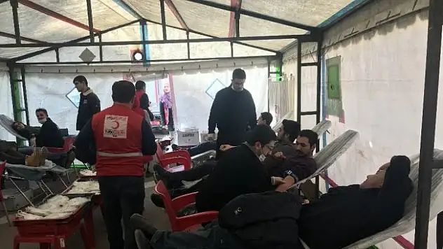 Afrin için kan bağışı