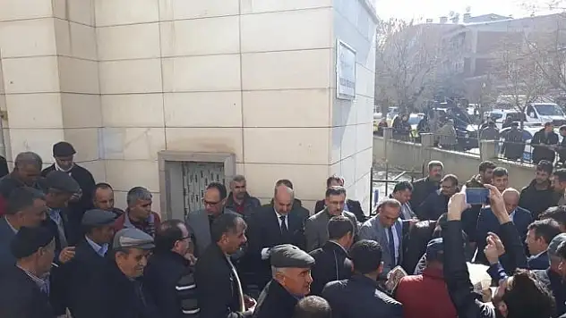 Afrin şehitleri için Mevlidi Şerif okutularak helva dağıtıldı