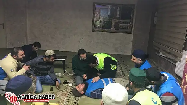 Ağrı Beşir Derneği Afet ve Sivil Savunma Eğitimi Aldı