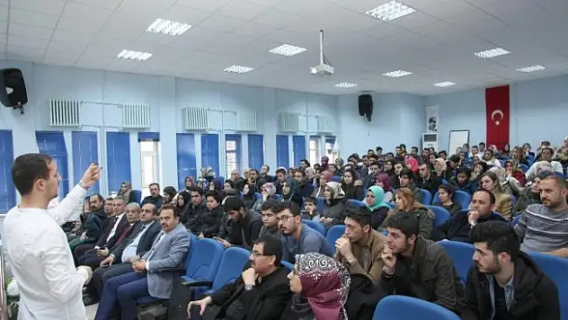 Ahlat'ta 'Robotik Kodlama' eğitimi veriliyor