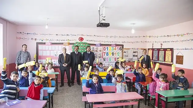 Ahlat'ta 'Sağlıklı Dişler, Sağlıklı Gülüşler' projesi