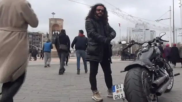 Almanya'da fenomen olan 'Çılgın Türk' İstanbul'da