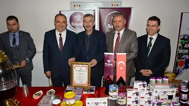 Arapgir'in mor reyhanı coğrafi işaret belgesi aldı