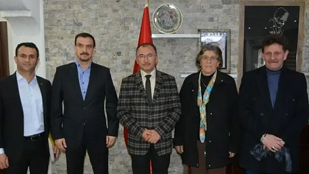 Ardahan'da uyuşturucu ile mücadele derneğinden Başkan Köksoy'a ziyaret