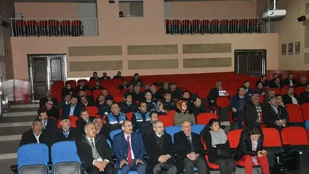 Aşkale'de madde bağımlılığı konferansı