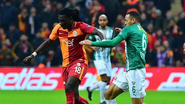 Aslan Timsah'ı gole boğdu