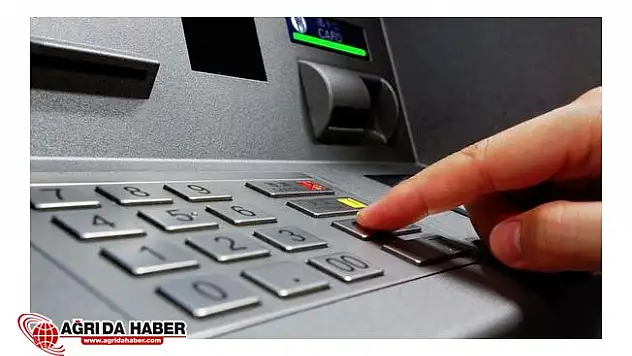 ATM'lere 100 Liraya 2 Lira Sınırı