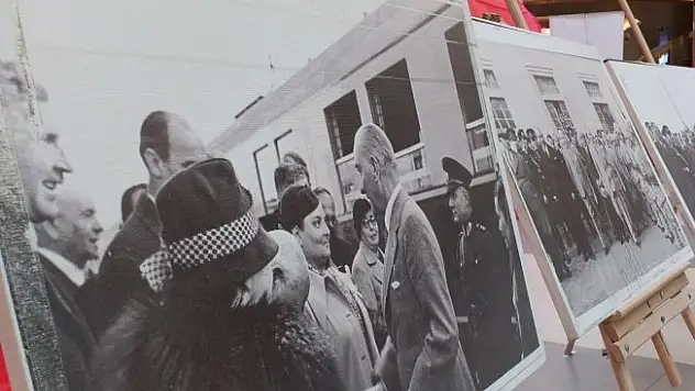 AVM 'de Atatürk sergisi açıldı