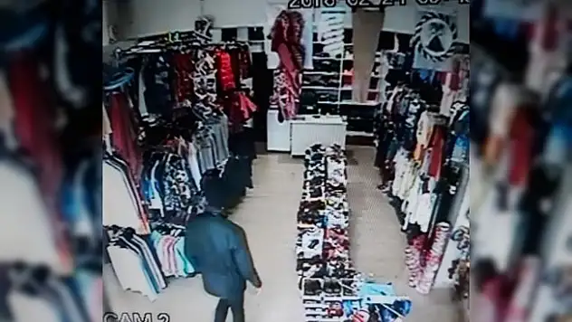 Baktı ki kasa boş, sadaka kutusunu çaldı