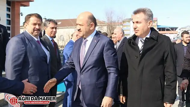 Başbakan Yardımcısı Fikri Işık Ağrı'da