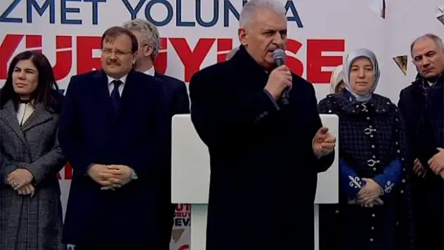 Başbakan Yıldırım Bursa'da coşkulu kalabalığa seslendi