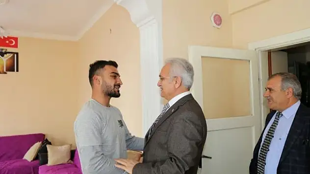 Başkan Başsoy'dan Afrin gazisine ziyaret