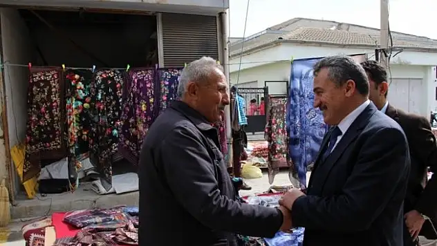 Başkan Tutal pazar esnafı ile buluştu