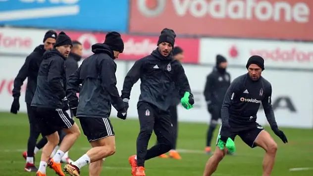 Beşiktaş, Fenerbahçe maçı hazırlıklarını sürdürdü