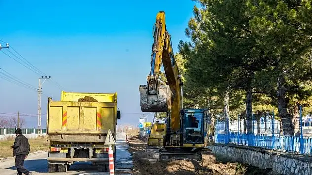 Büyükşehir baraj yolunda çalışmalara devam ediyor