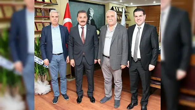 Capital Ticaret Merkezi'nden Hamit Tuna'ya ziyaret