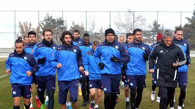 Dadaşlar'da parola üç puan