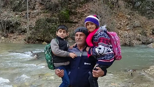 'Dede sırtında' taşımalı eğitim