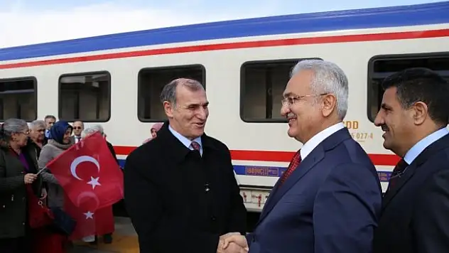 Doğu Ekspresi ile Erzincan'a geldiler