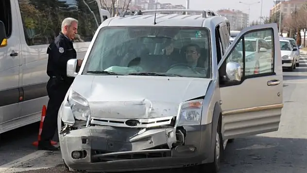 Elazığ'da trafik kazası:2 yaralı