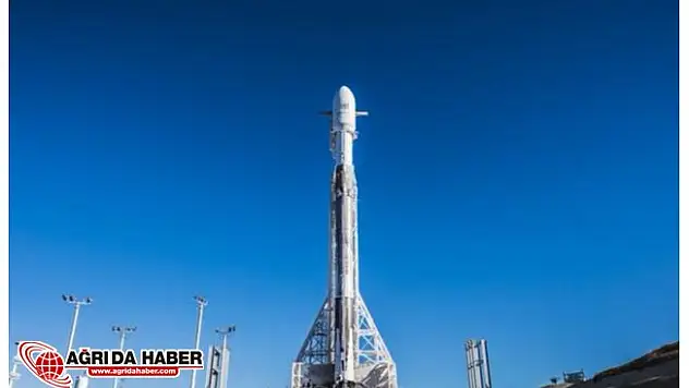 Elon Musk Daha Hızlı İnternet İçin Uzaya Uydu Gönderecek