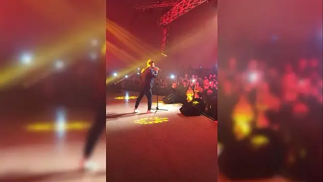 Emre Kaya hayranları Forum Erzurum'da buluştu