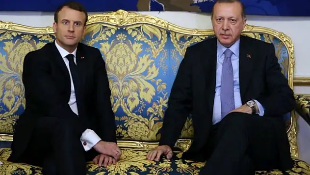Erdoğan Macron'la görüştü