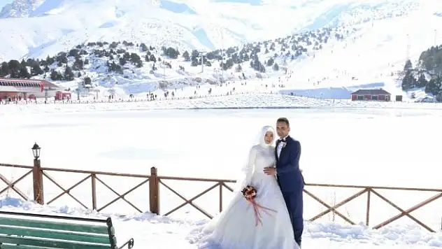 Kış Düğünlerinin Vazgeçilmezi 'Ergan Dağı'