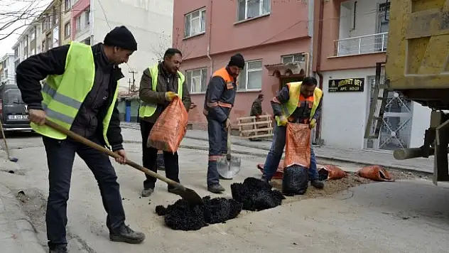 Fen İşleri Müdürlüğü çalışmalarını sürdürüyor