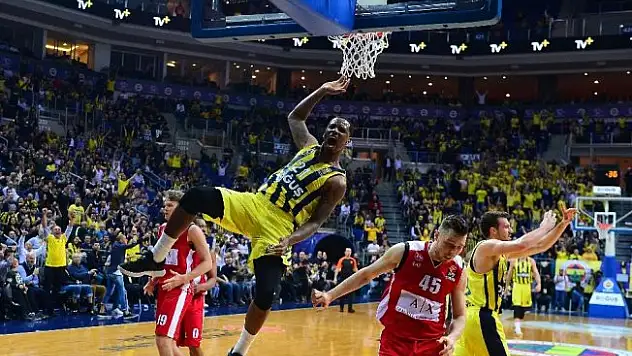 Fenerbahçe Doğuş, Olimpia Milano'ya fark attı