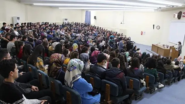 FÜ'de 'Bilimde Kadın' paneli