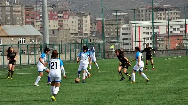 Hakkarigücü'nden farklı galibiyet