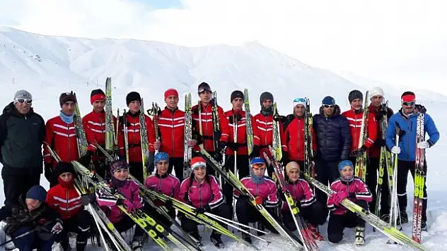 Hakkarili sporcular'dan Dereceli dönüş