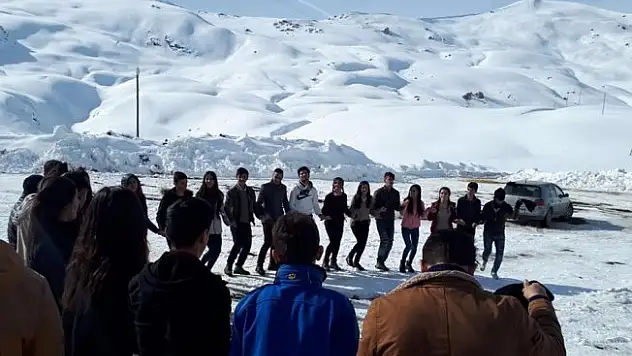 İl birincisi olan öğrenciler, 2600 rakımda stres attı