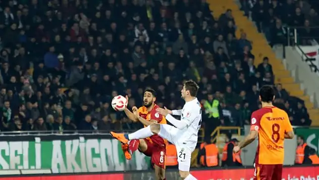 İlk 25 dakikada 2 gol var
