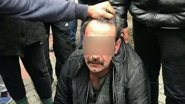 İstanbul'da  öğretmene taciz dayağı